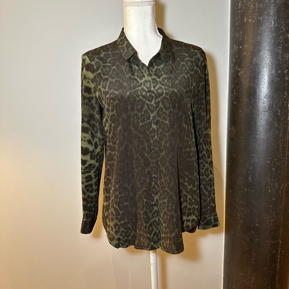 The Kooples silk blouse green animal print size small - Picture 4 of 4